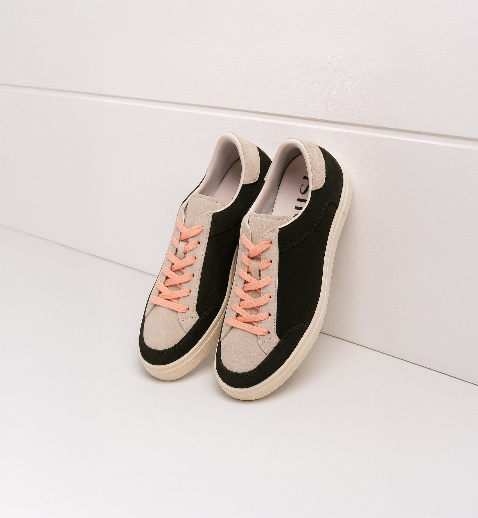 Tenis